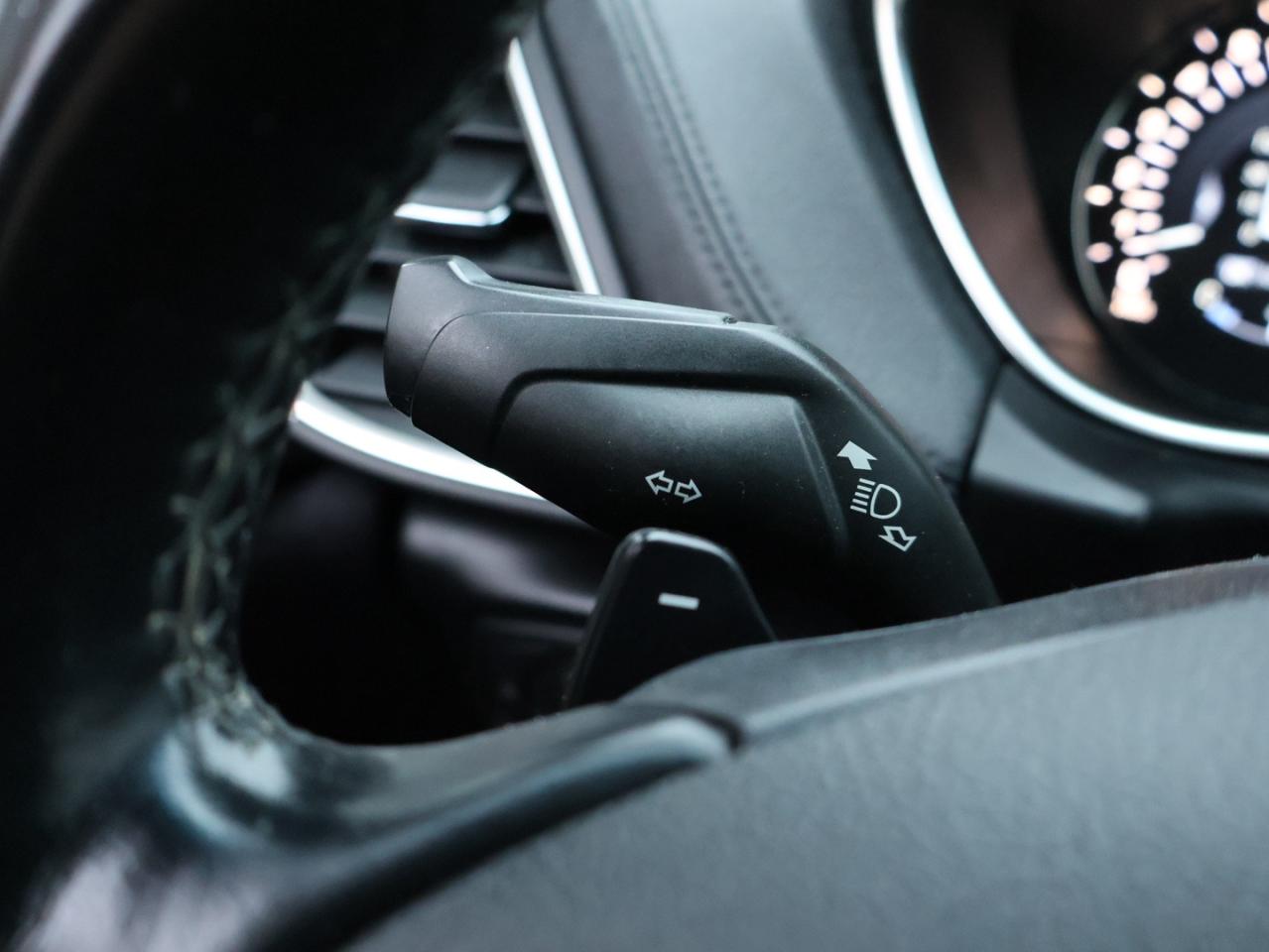 2016 Lincoln MKX V6 RESERVE AWD CERTIFIED *1 OWNER*ACCIDENT FREE* CAMERA NAV BLUETOOTH LEATHER HEATED SEATS PANO ROOF CRUISE ALLOYS Photo