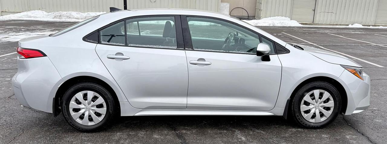 2025 Toyota Corolla L Photo