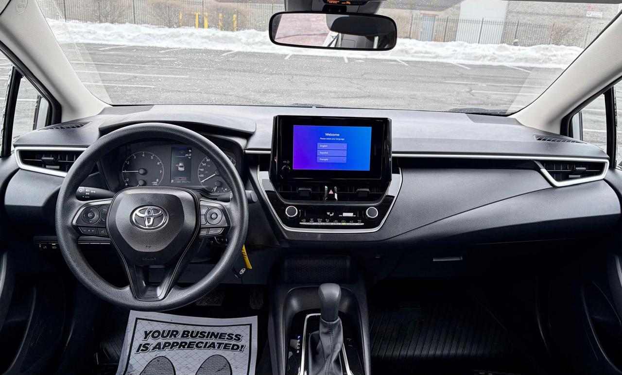 2025 Toyota Corolla L Photo