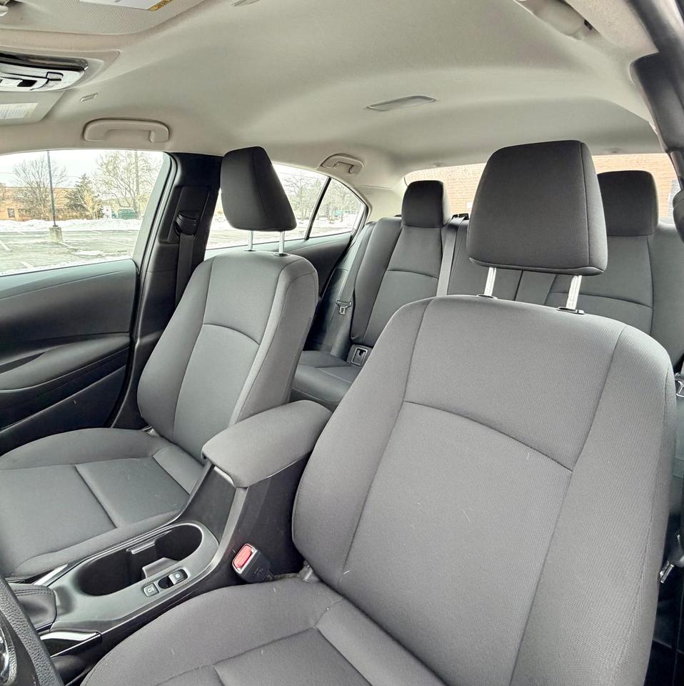 2025 Toyota Corolla L - Photo #8