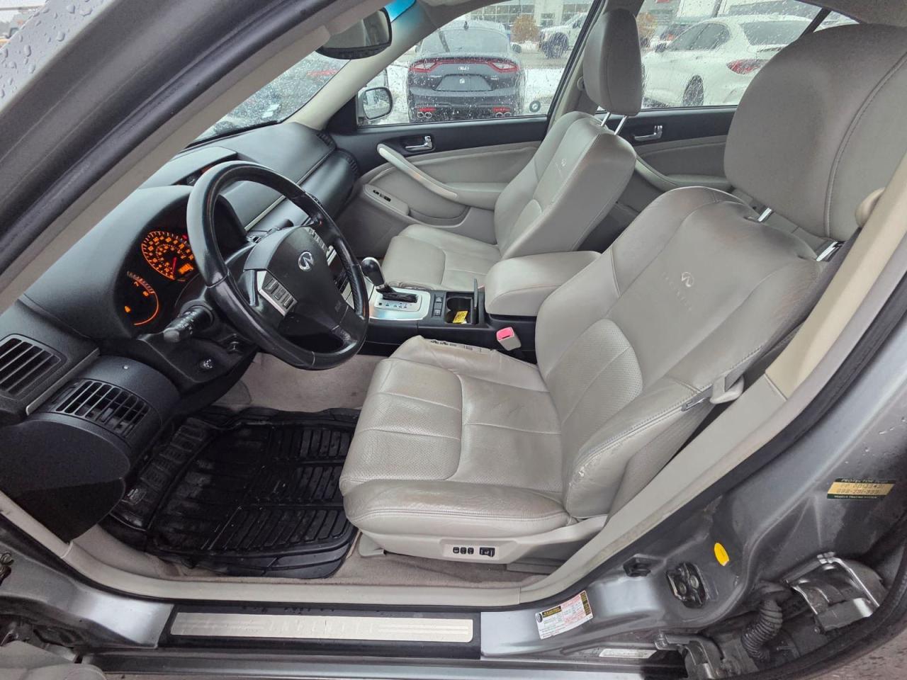 2005 Infiniti G35 SEDAN, LEATHER, LOADED, AUTO, ONLY 166KMS, AS IS Photo