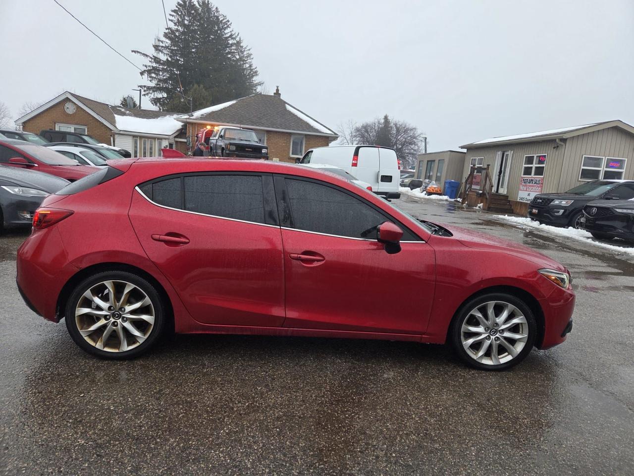2015 Mazda MAZDA3 GT, HATCH, MANUAL, SUNROOF, ALLOYS, CERTIFIED Photo