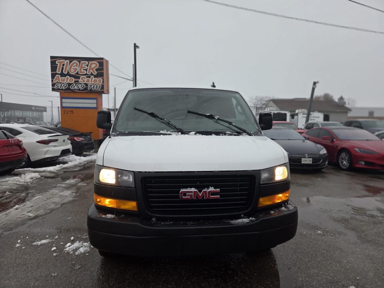 2020 Chevrolet Express Cargo Van G2500, V6, CARGO VAN, ONLY 94,000KMS, CERTIFIED Photo