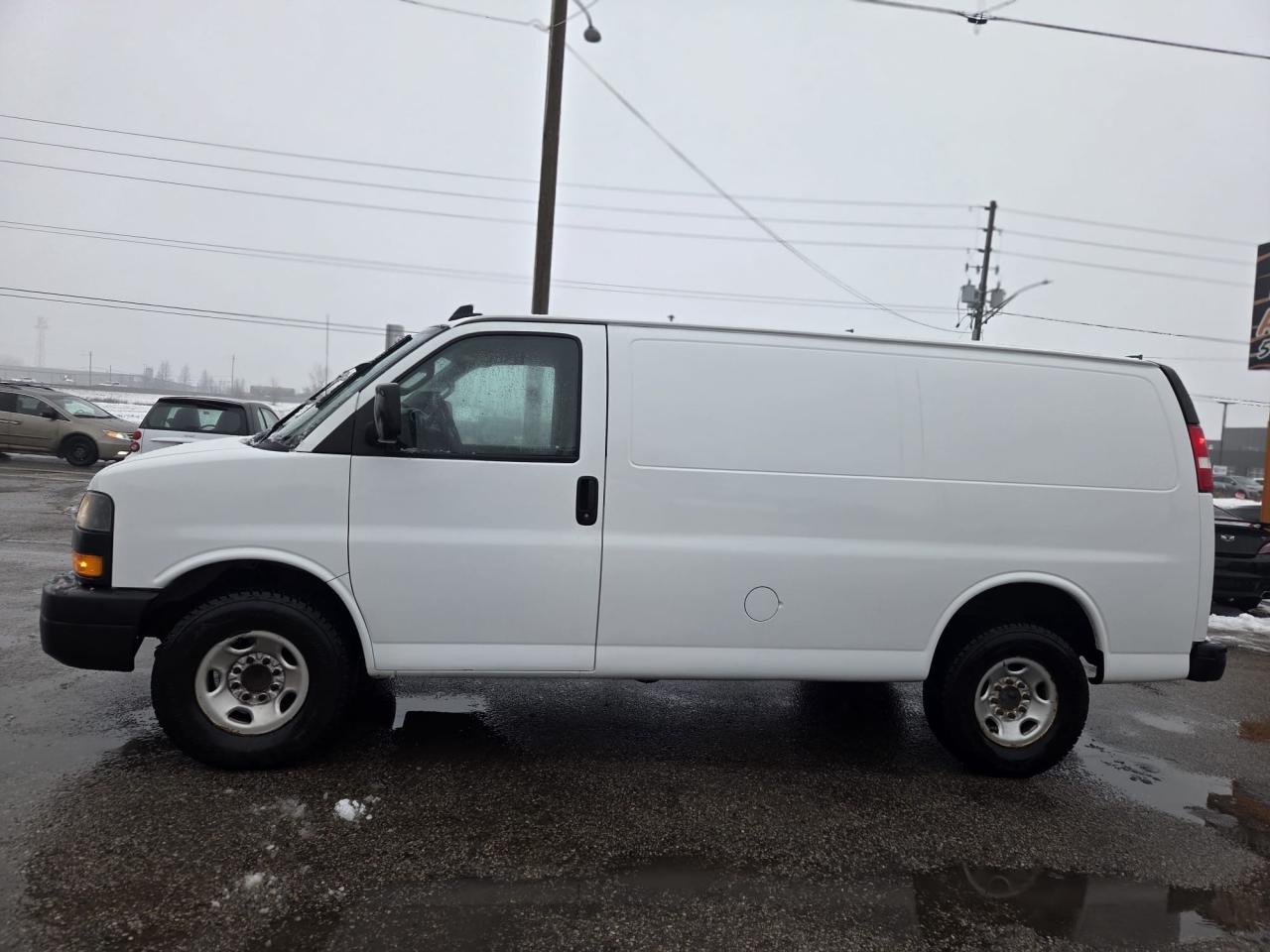 2020 Chevrolet Express Cargo Van G2500, V6, CARGO VAN, ONLY 94,000KMS, CERTIFIED Photo
