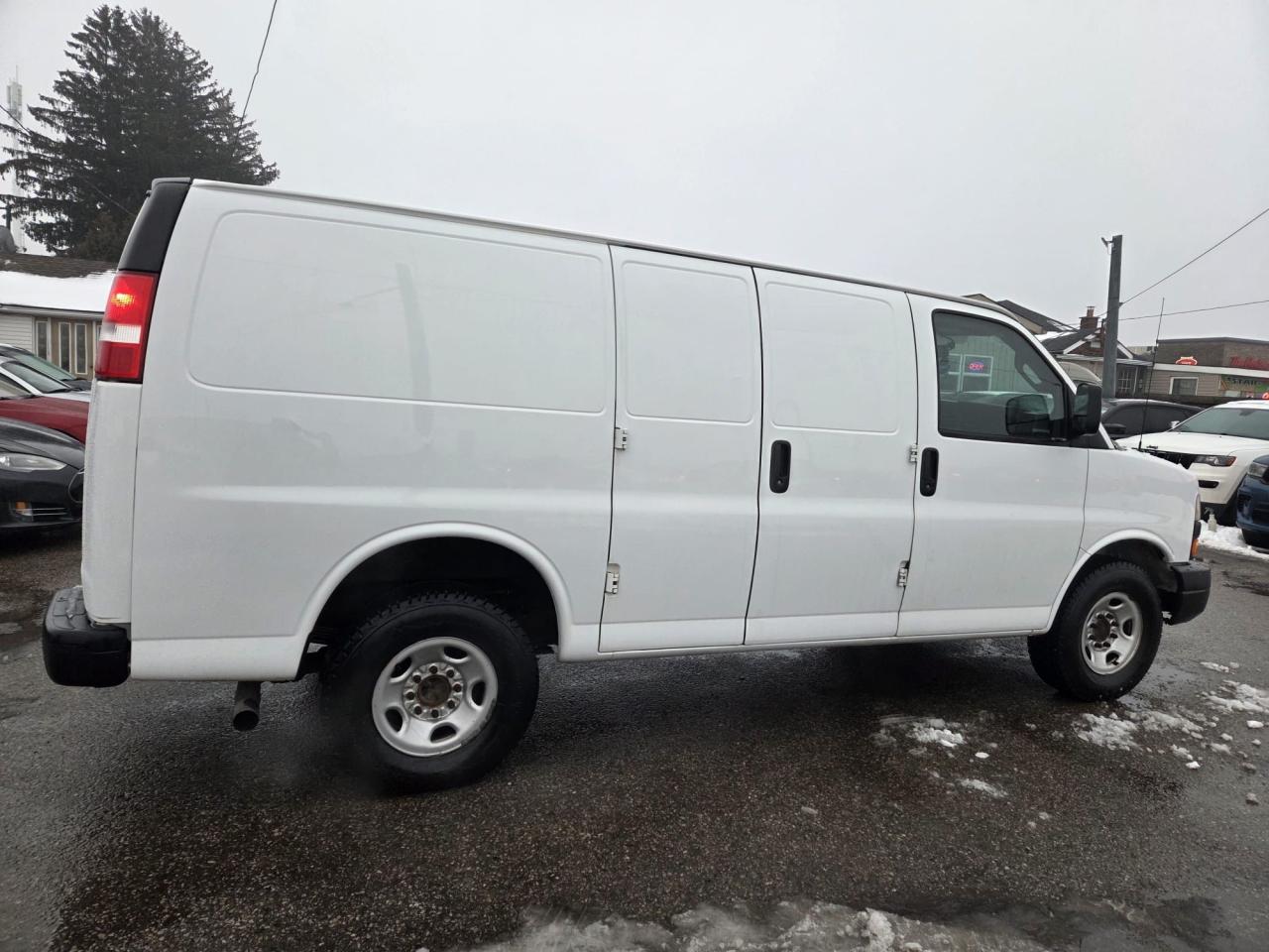2020 Chevrolet Express Cargo Van G3500, V8, CARGO VAN, ONLY 101KMS, CERTIFIED Photo