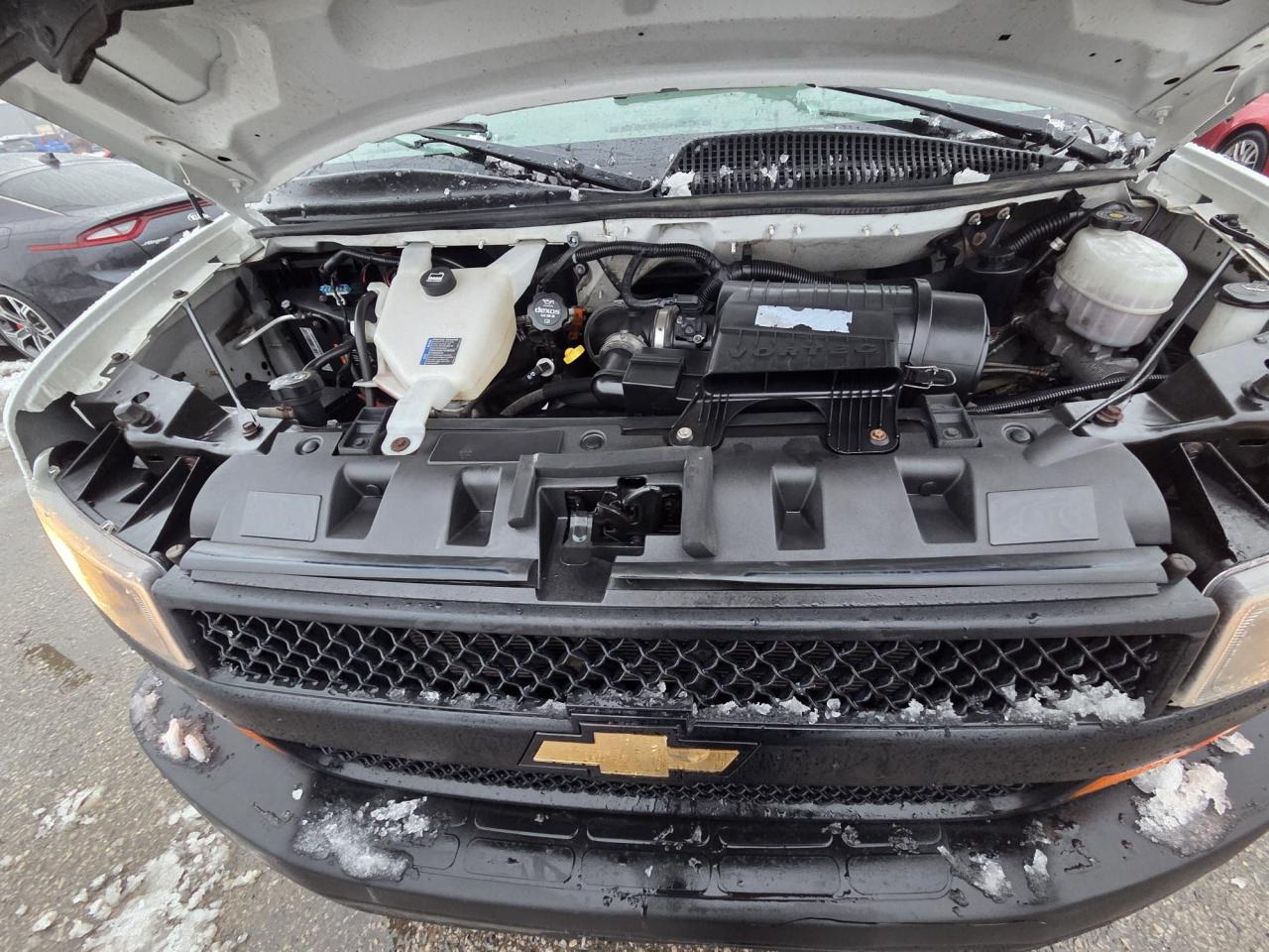 2020 Chevrolet Express Cargo Van G3500, V8, CARGO VAN, ONLY 101KMS, CERTIFIED Photo