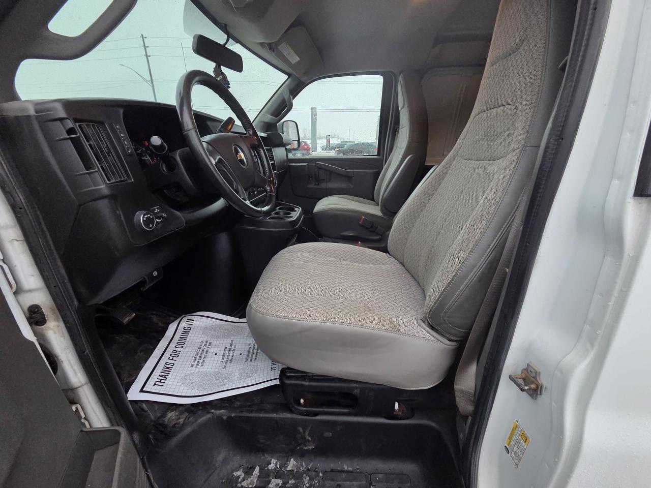 2020 Chevrolet Express Cargo Van G3500, V8, CARGO VAN, ONLY 101KMS, CERTIFIED Photo