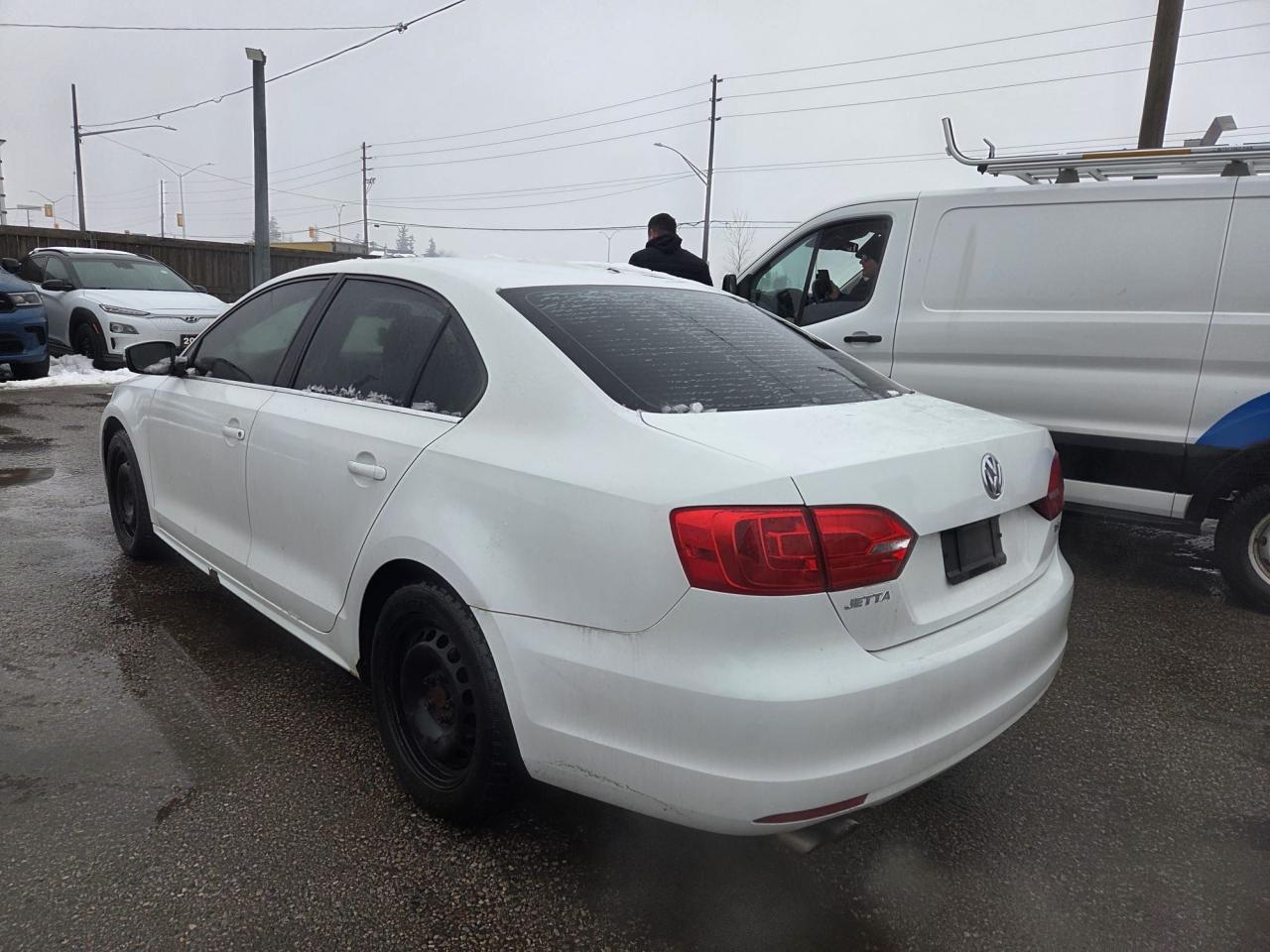 2014 Volkswagen Jetta COMFORTLINE, SEDAN, AUTO, 4 CYL, RUNS WELL, AS IS Photo