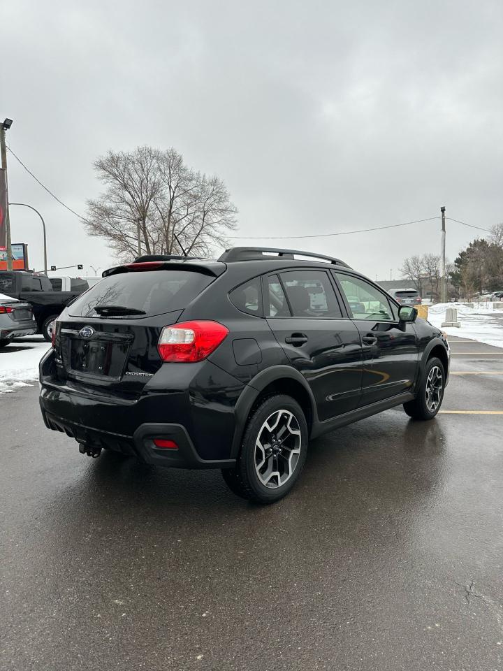 2016 Subaru Crosstrek 2.0i w/Touring Pkg Photo