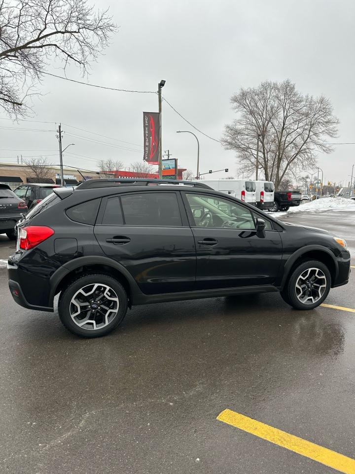 2016 Subaru Crosstrek 2.0i w/Touring Pkg Photo