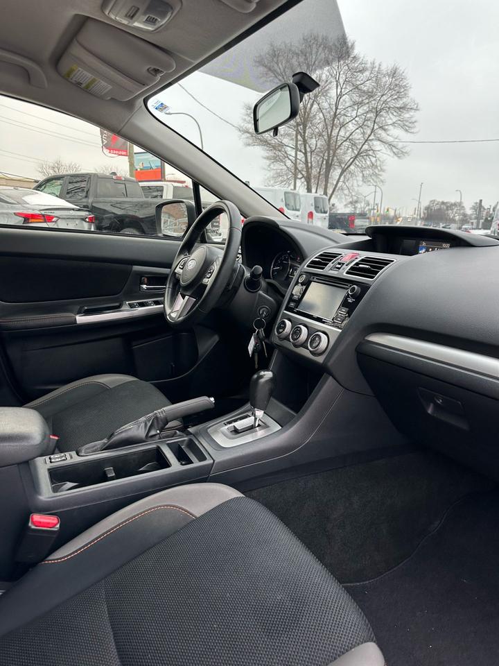 2016 Subaru Crosstrek 2.0i w/Touring Pkg - Photo #15