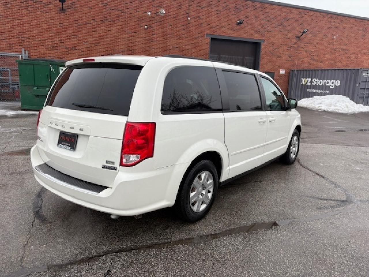 2013 Dodge Grand Caravan SE-FULL STOW AND GO-ONLY 89,000KM-1 OWNER Photo