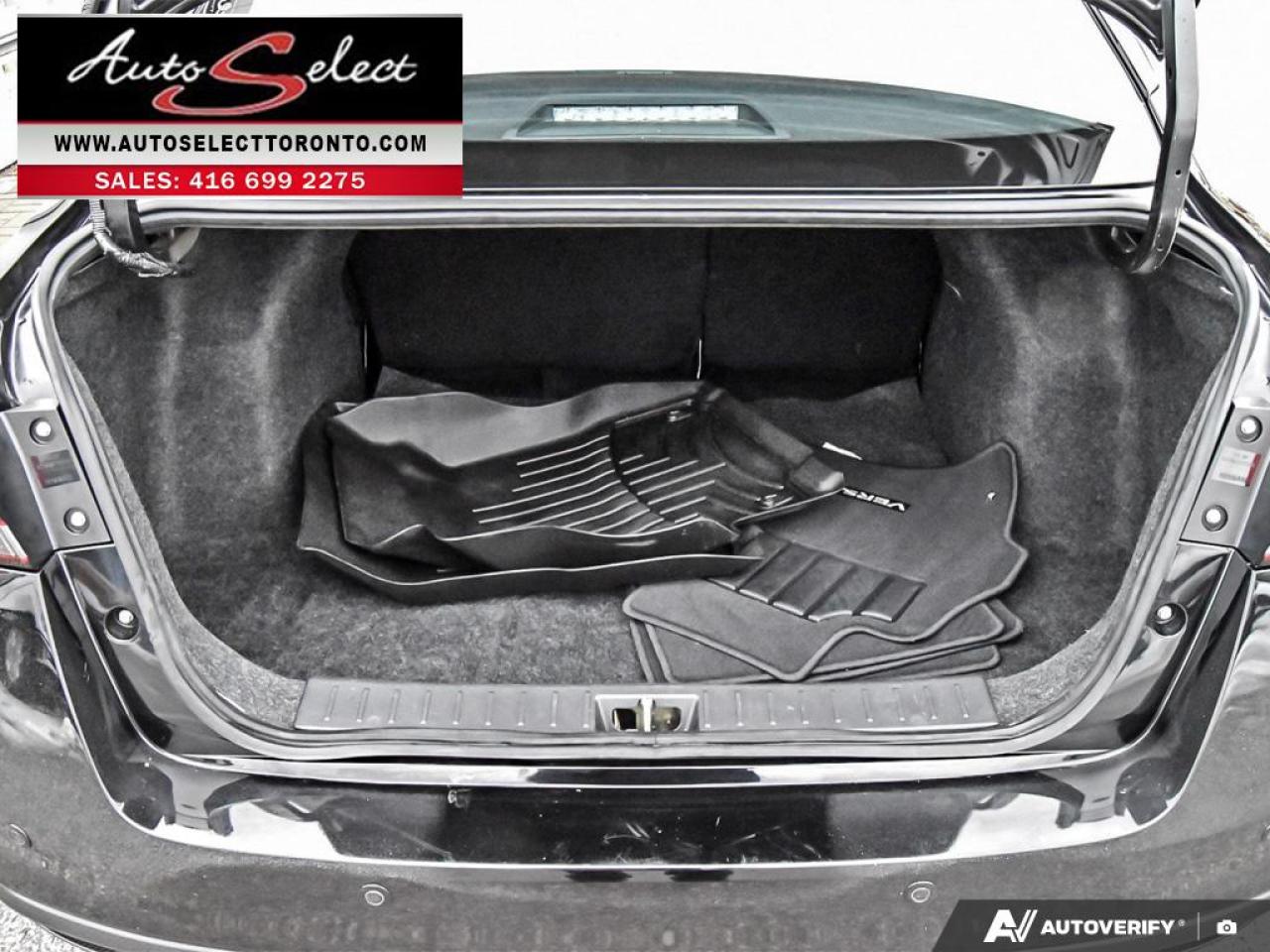 2021 Nissan Versa S Backup Camera - Well Maintained - Clean Carfax Photo