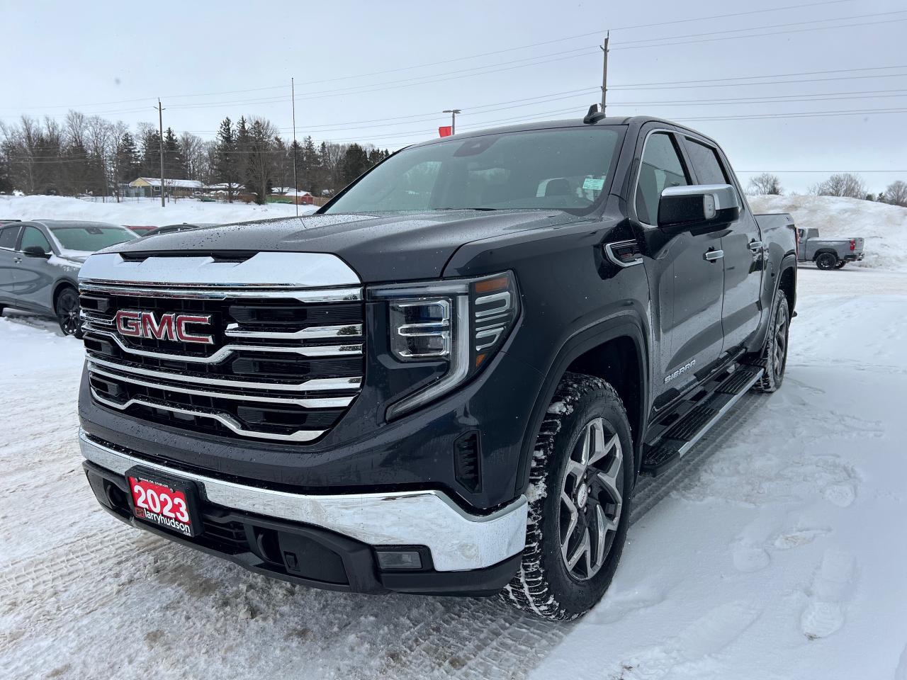 2024 GMC Sierra 1500 SLT One Owner | Premium Package | X31 | 20" Wheels Photo3