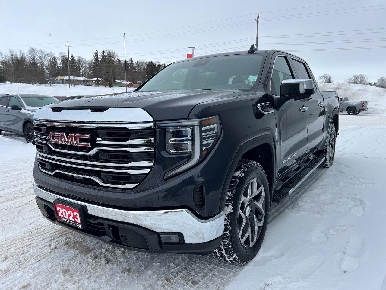 2024 GMC Sierra 1500 SLT One Owner | Premium Package | X31 | 20" Wheels Photo
