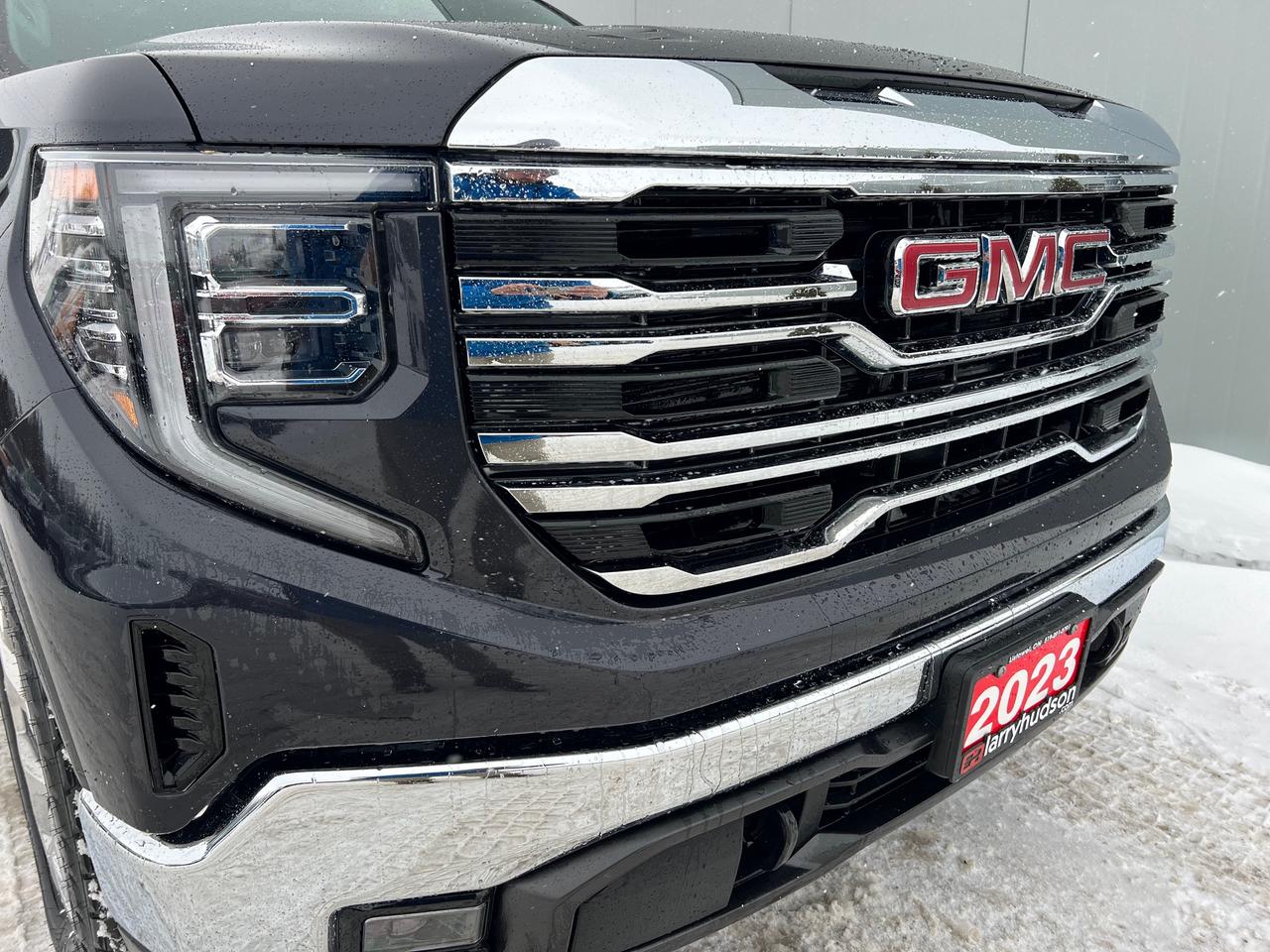 2024 GMC Sierra 1500 SLT One Owner | Premium Package | X31 | 20" Wheels Photo