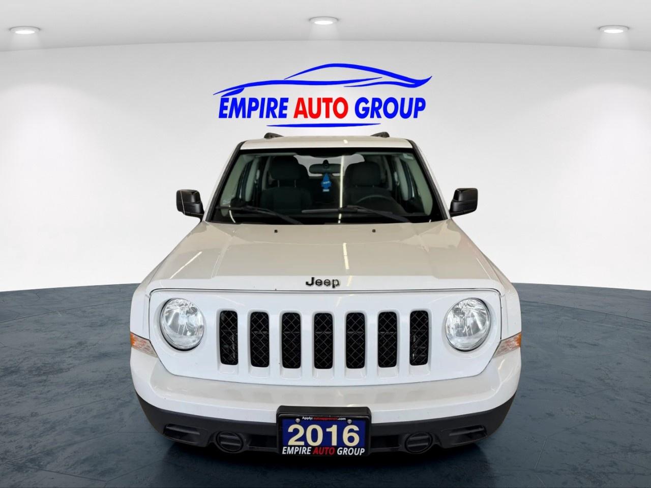 2016 Jeep Patriot SPORT Photo