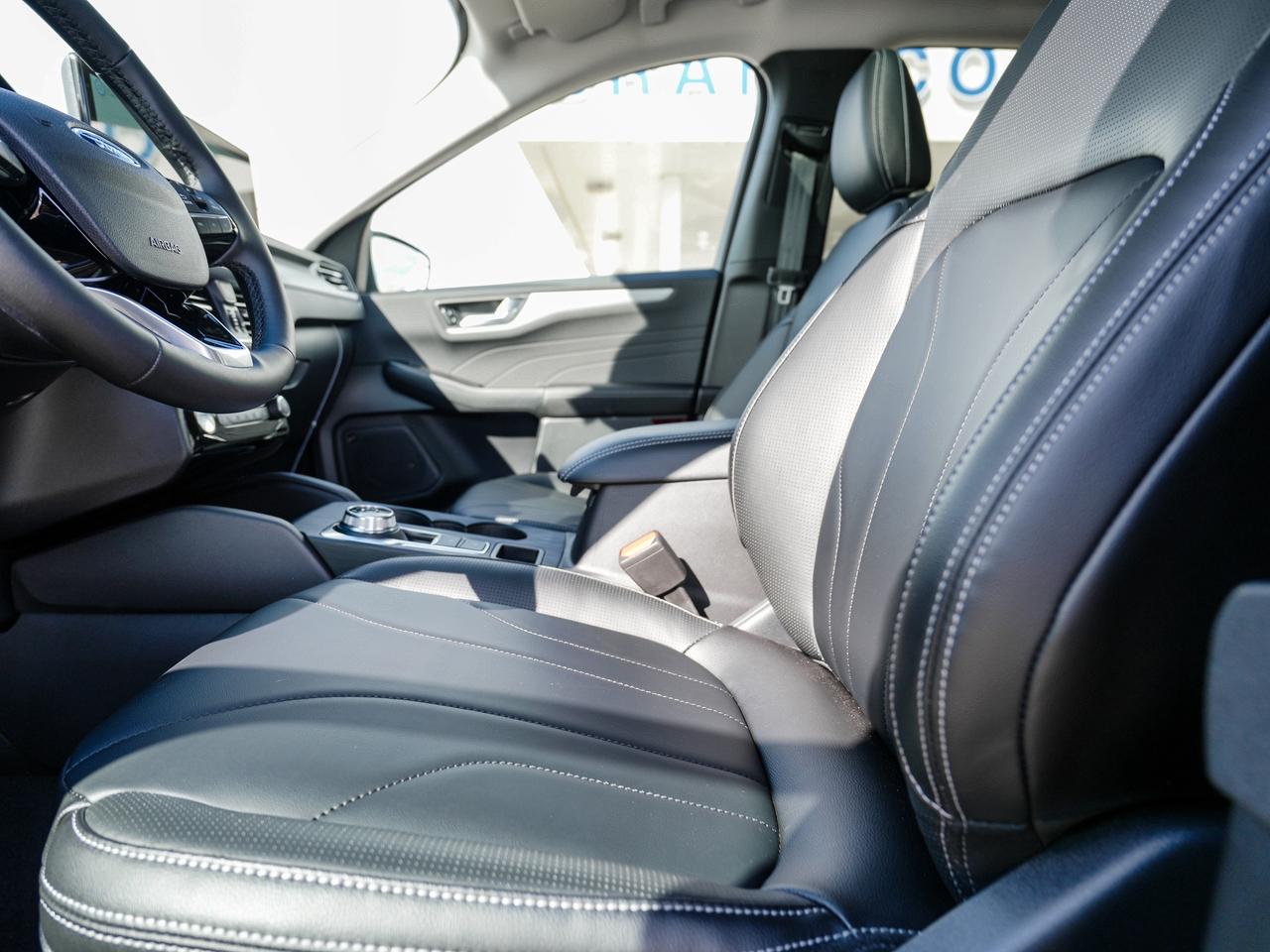 2026 Ford Escape Platinum Photo