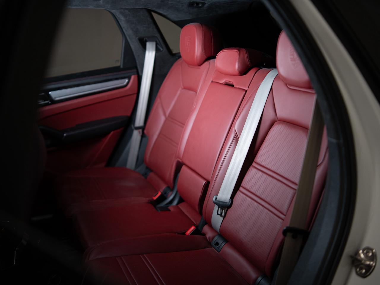 2023 Porsche Cayenne PLATINUM EDITION | HUD | PREMIUM PLUS PKG | 21 IN Photo