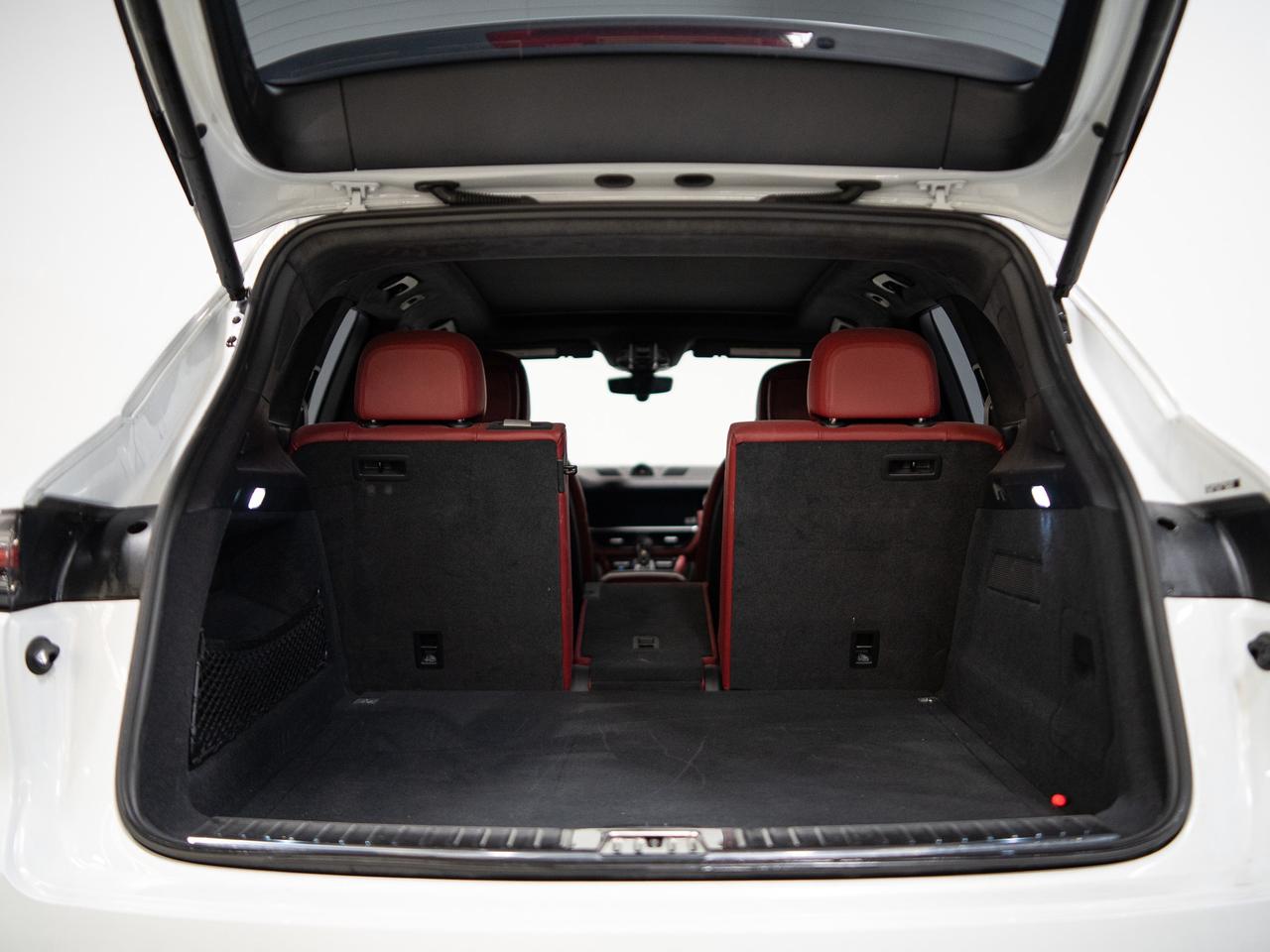 2023 Porsche Cayenne PLATINUM | SUPPORT DESIGN & ASSISTANCE PKG | 21 IN Photo