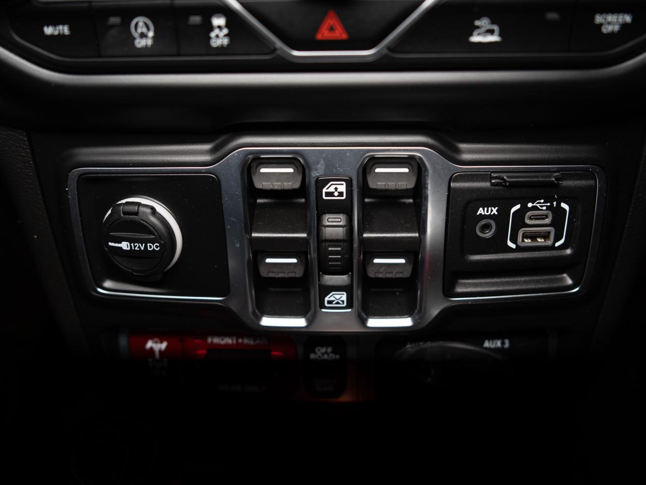 2023 Jeep Wrangler RUBICON | UNLIMITED | V6 | 4-DOOR | NAV Photo