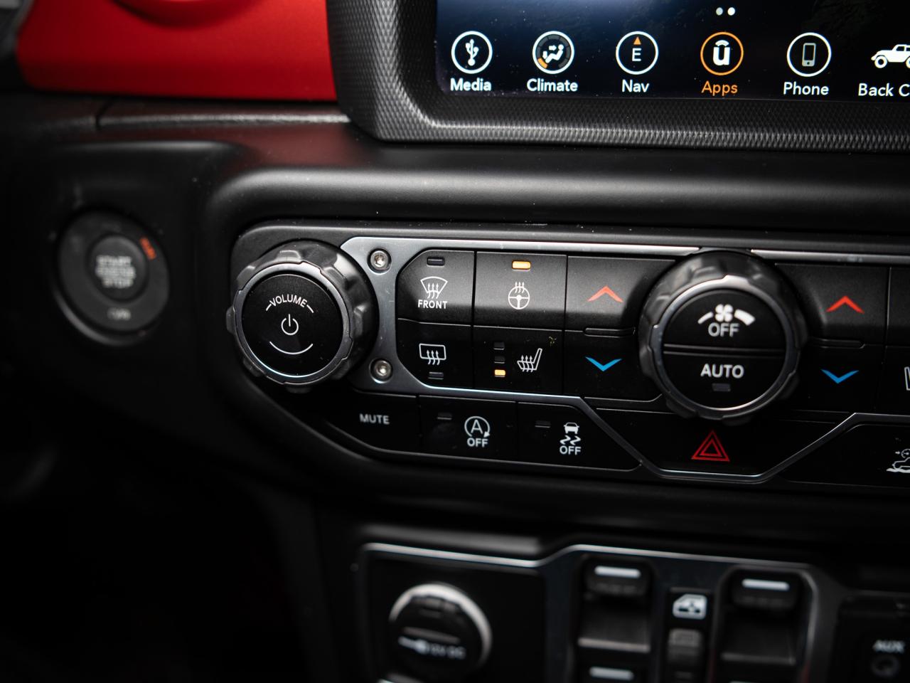 2023 Jeep Wrangler RUBICON | UNLIMITED | V6 | 4-DOOR | NAV Photo