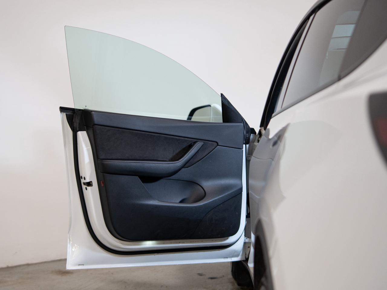 2022 Tesla Model Y PERFORMANCE | AWD | 21 IN Photo