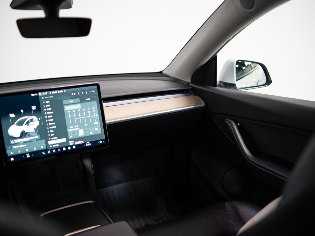 2022 Tesla Model Y PERFORMANCE | AWD | 21 IN Photo