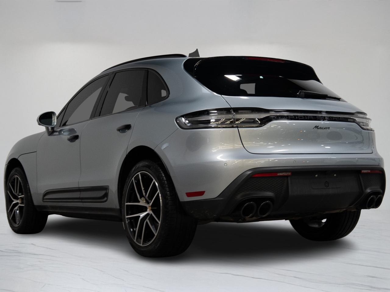 2023 Porsche Macan PREMIUM PLUS PKG | BOSE | 20 IN Photo4