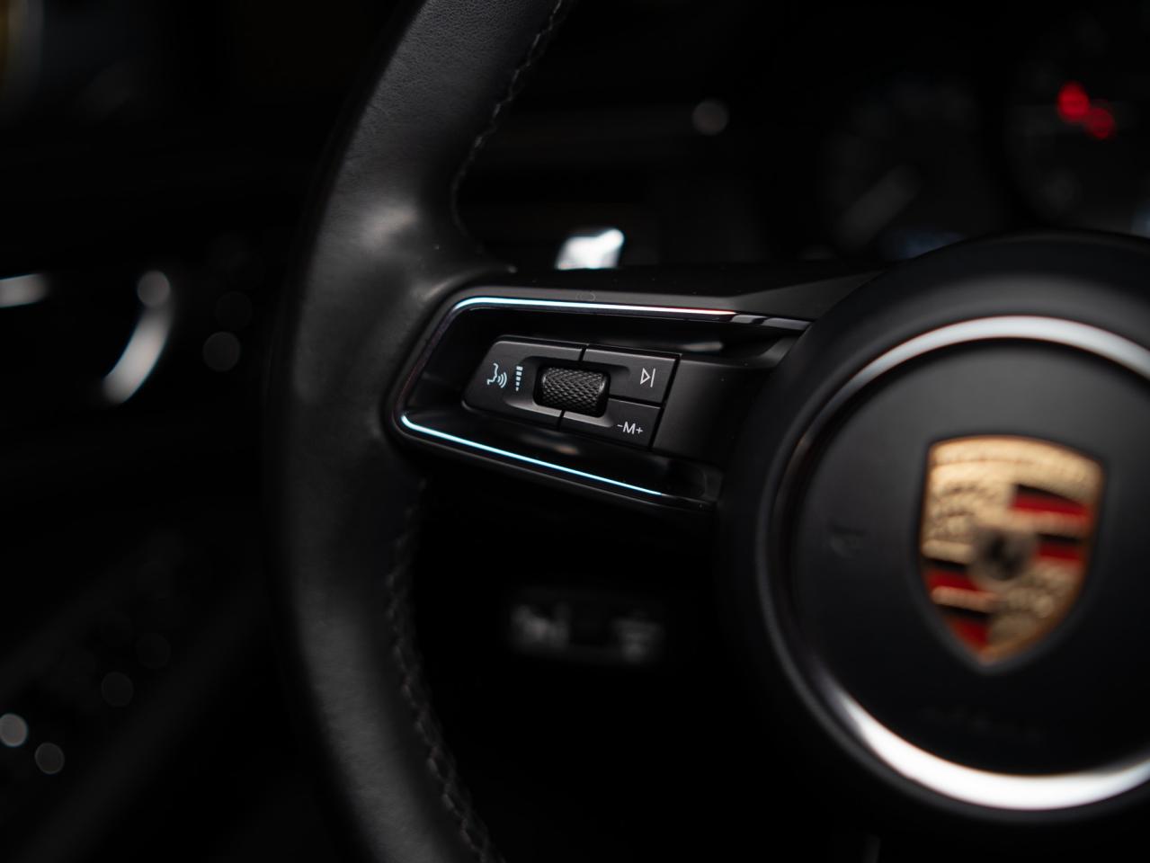 2023 Porsche Macan PREMIUM PLUS PKG | BOSE | 20 IN Photo