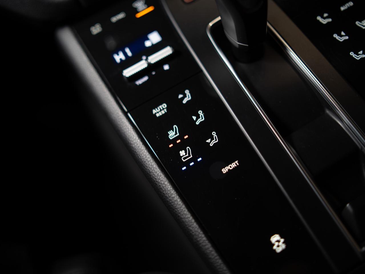 2023 Porsche Macan PREMIUM PLUS PKG | BOSE | 20 IN Photo