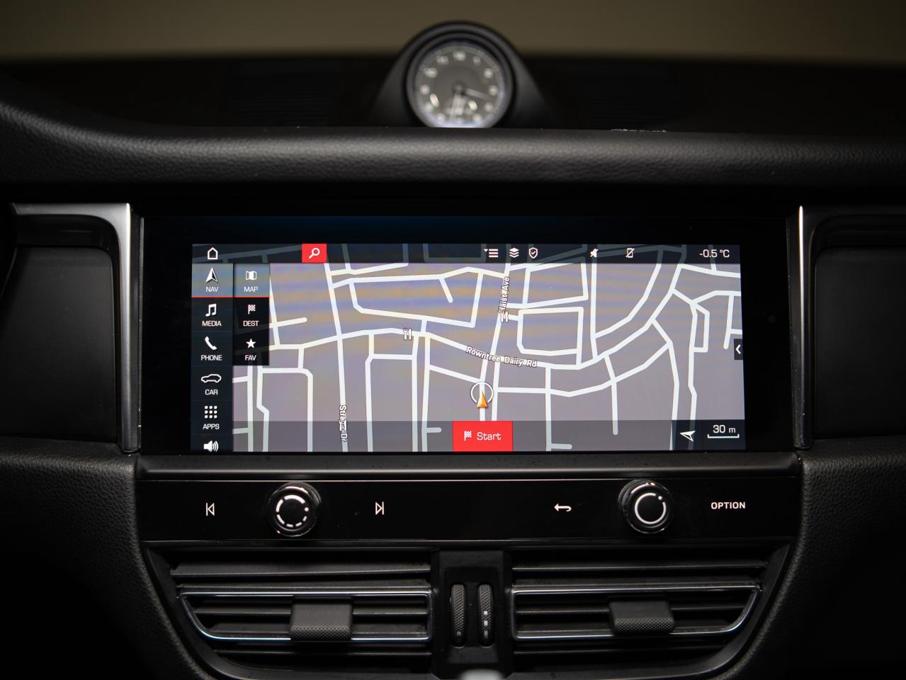 2023 Porsche Macan PREMIUM PLUS PKG | BOSE | 20 IN Photo