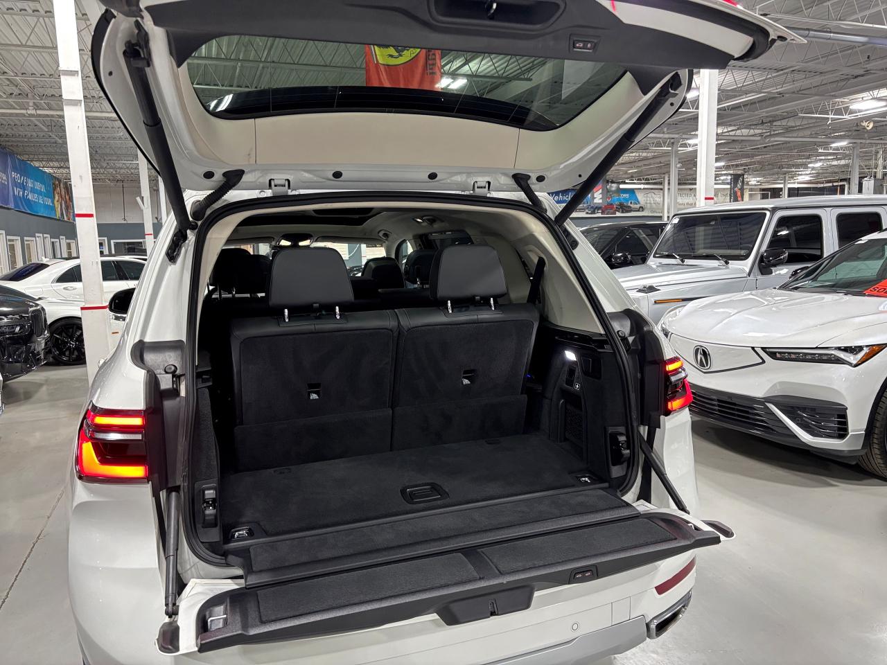 2023 BMW X7 xDrive40i|AWD|SKYLOUNGEROOF|7PASS|RECLINE|3DCAM|++ Photo