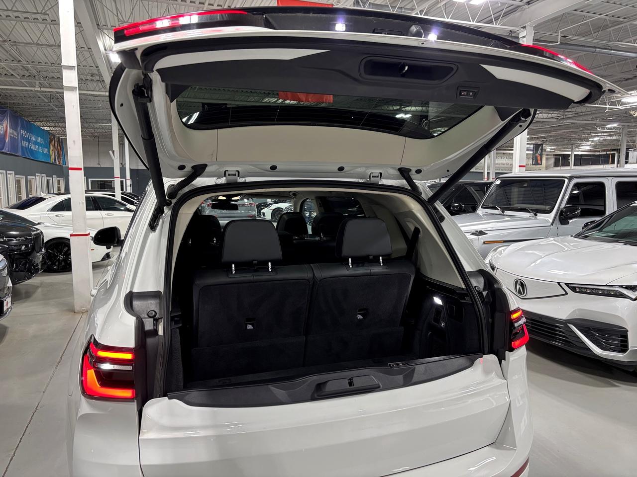 2023 BMW X7 xDrive40i|AWD|SKYLOUNGEROOF|7PASS|RECLINE|3DCAM|++ Photo