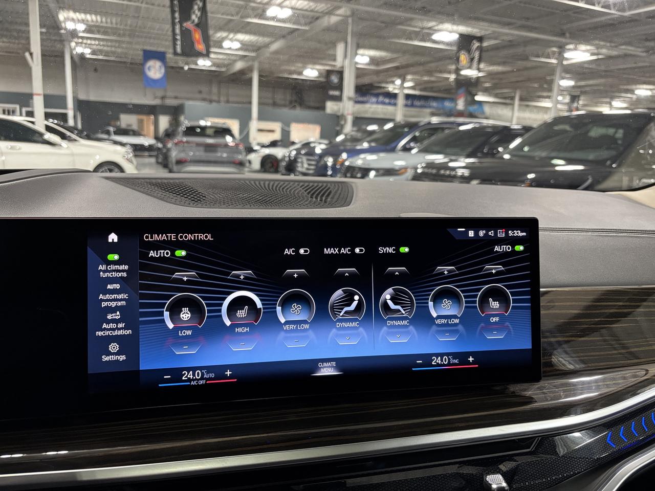 2023 BMW X7 xDrive40i|AWD|SKYLOUNGEROOF|7PASS|RECLINE|3DCAM|++ Photo