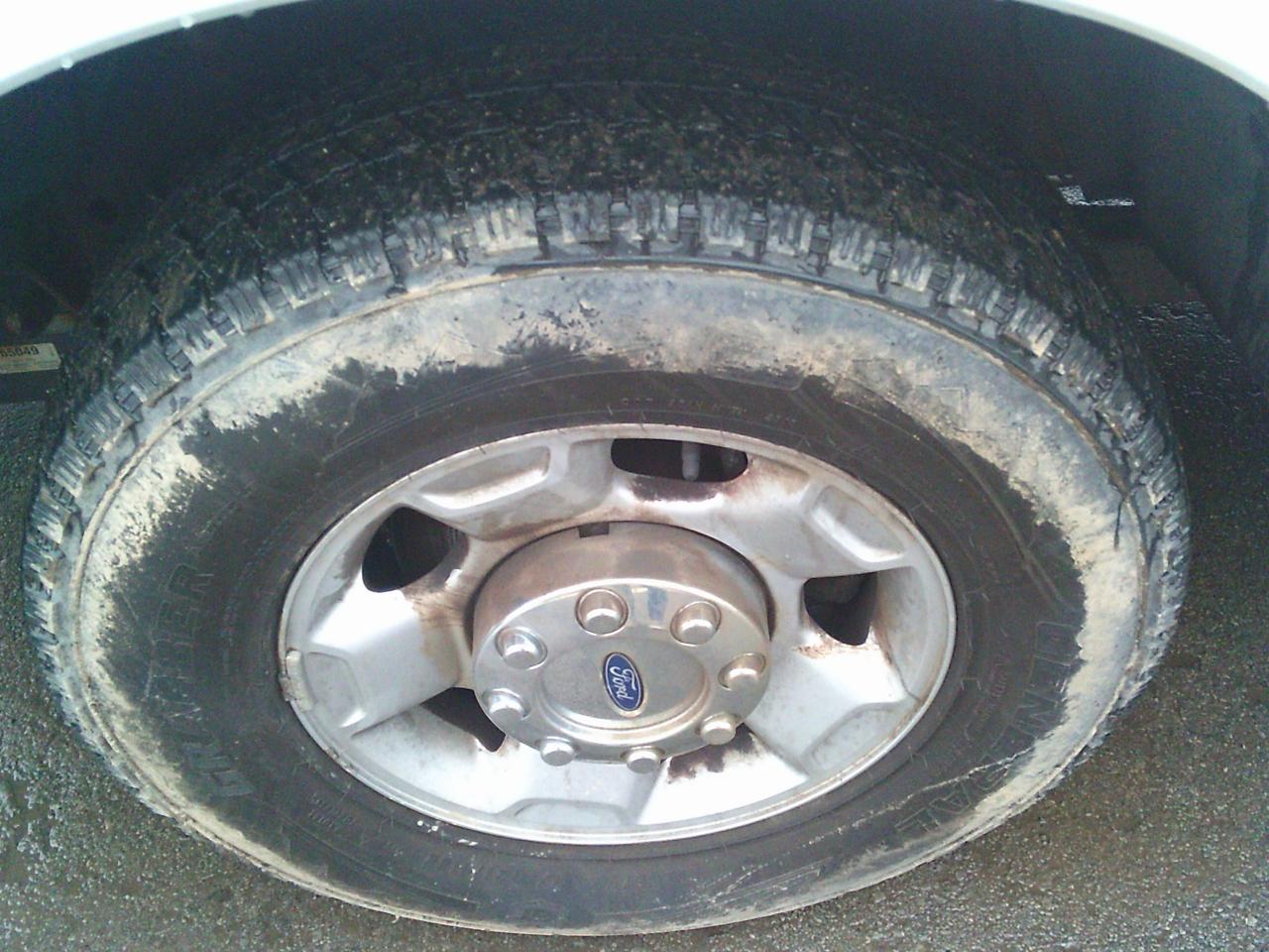 2012 Ford F-250 2WD Reg Cab 137  XL Photo