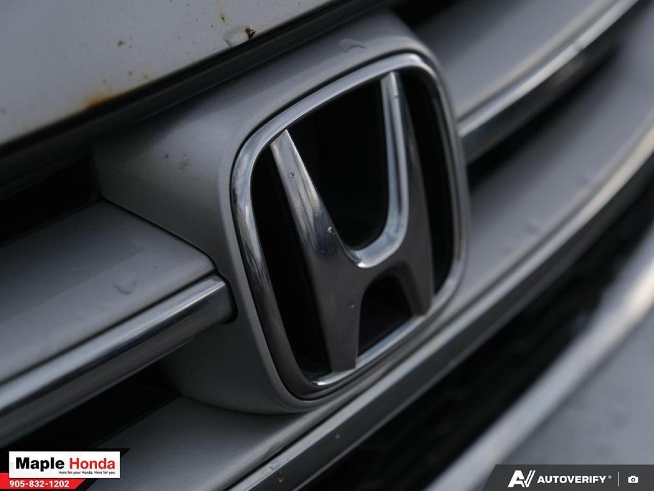 2011 Honda CR-V Leather Seats| Sunroof| Heated Seats| Photo