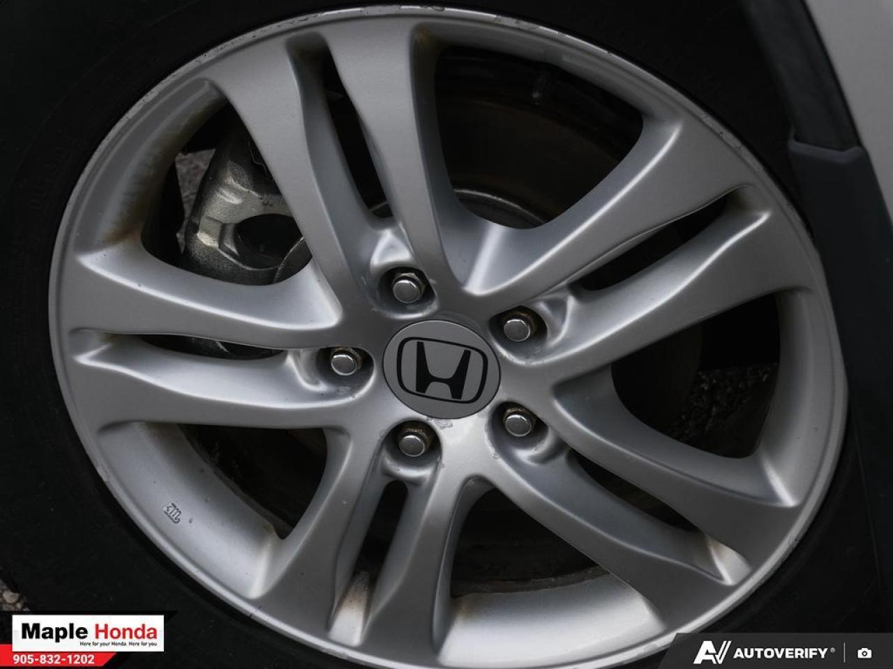 2011 Honda CR-V Leather Seats| Sunroof| Heated Seats| Photo