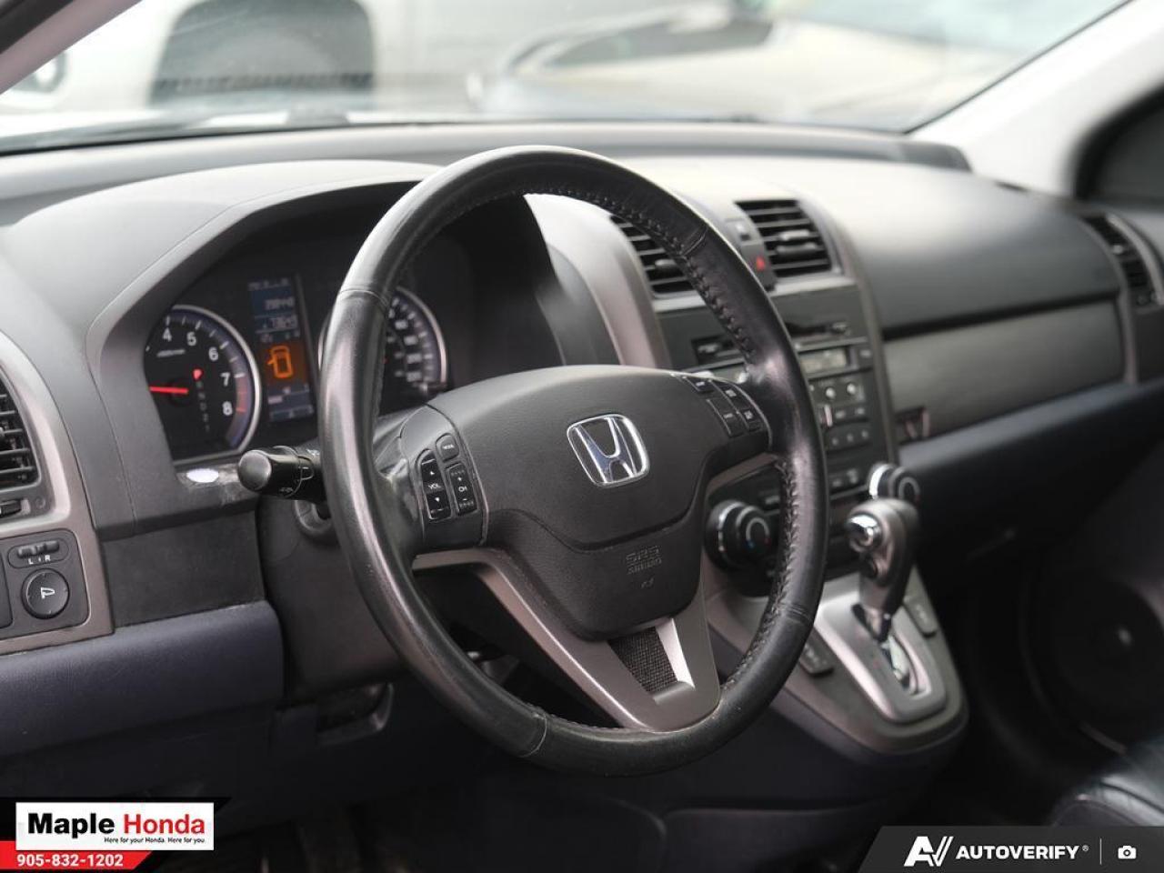 2011 Honda CR-V Leather Seats| Sunroof| Heated Seats| Photo