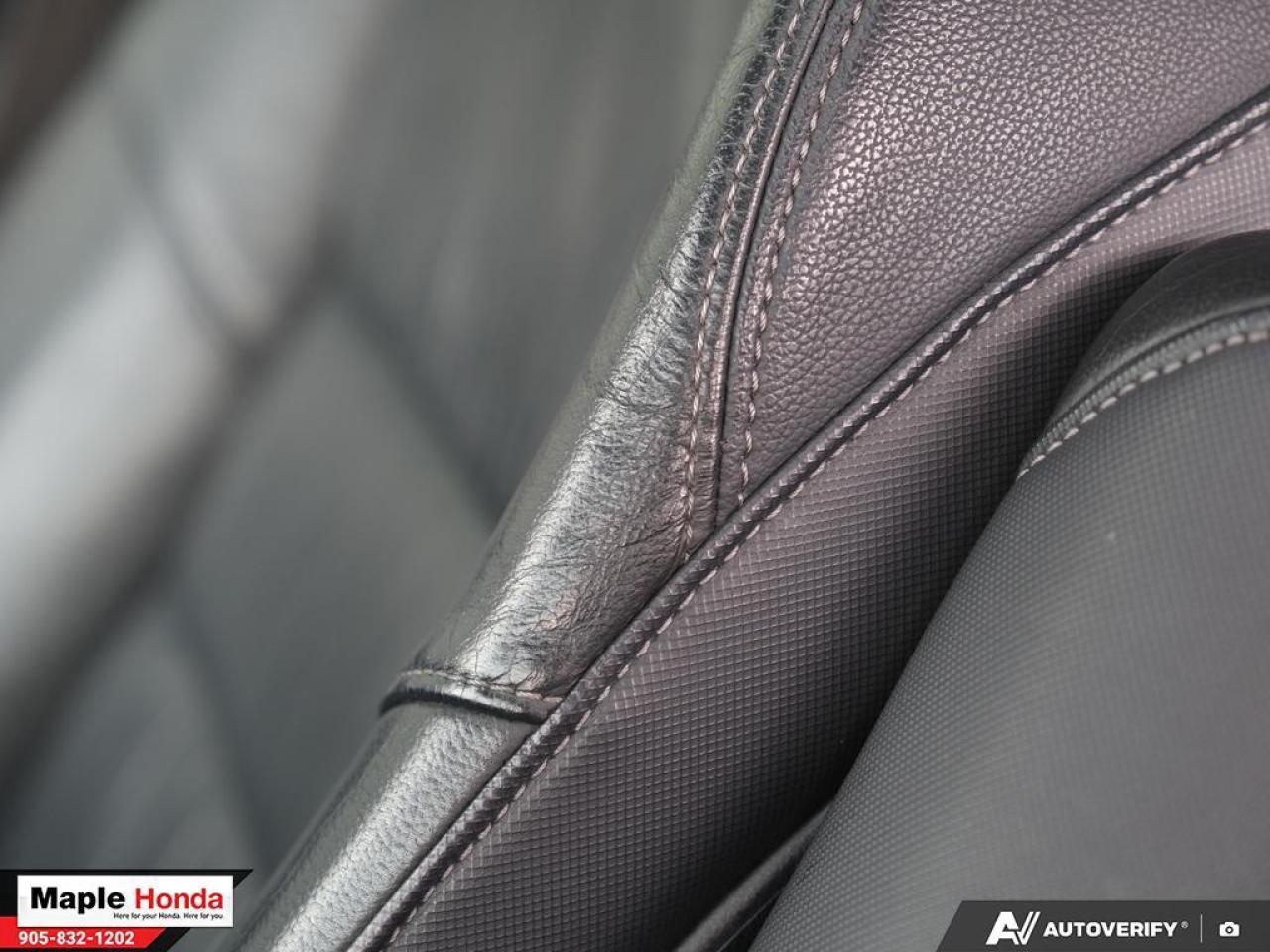 2011 Honda CR-V Leather Seats| Sunroof| Heated Seats| Photo