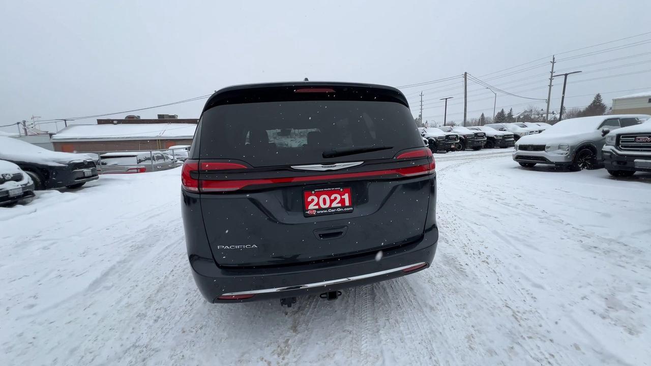 2021 Chrysler Pacifica TOURING L PLUS | 7-PASS | HTD LEATHER | CARPLAY Photo