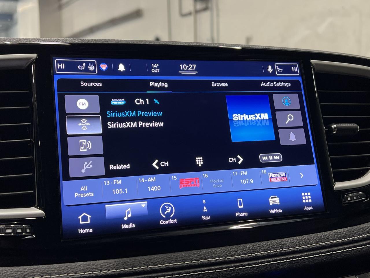 2021 Chrysler Pacifica TOURING L PLUS | 7-PASS | HTD LEATHER | CARPLAY Photo