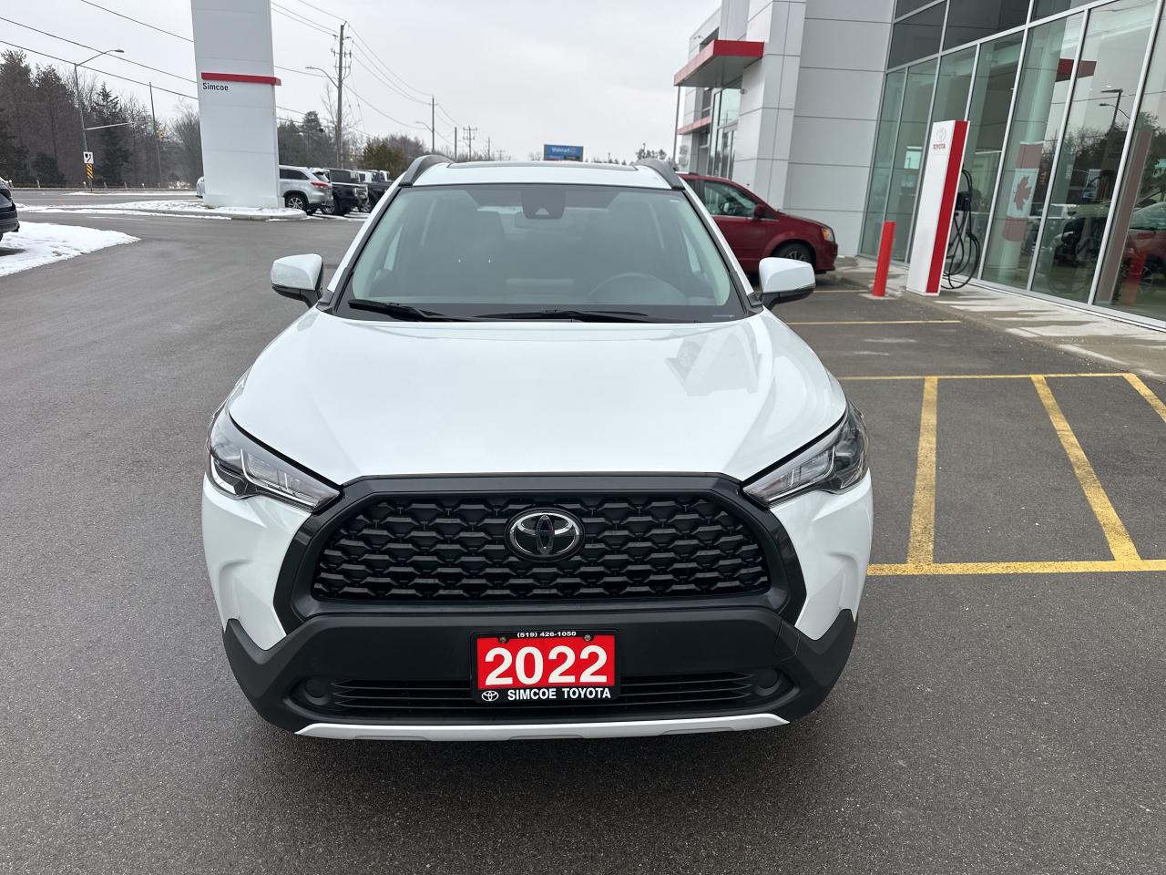 2022 Toyota Corolla Cross LE Photo