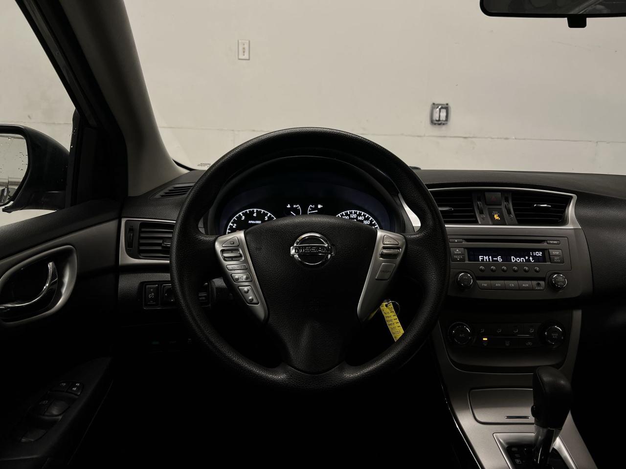 2014 Nissan Sentra AUTOMATIC | LOW KMS! | BLUETOOTH | KEYLESS ENTRY Photo3