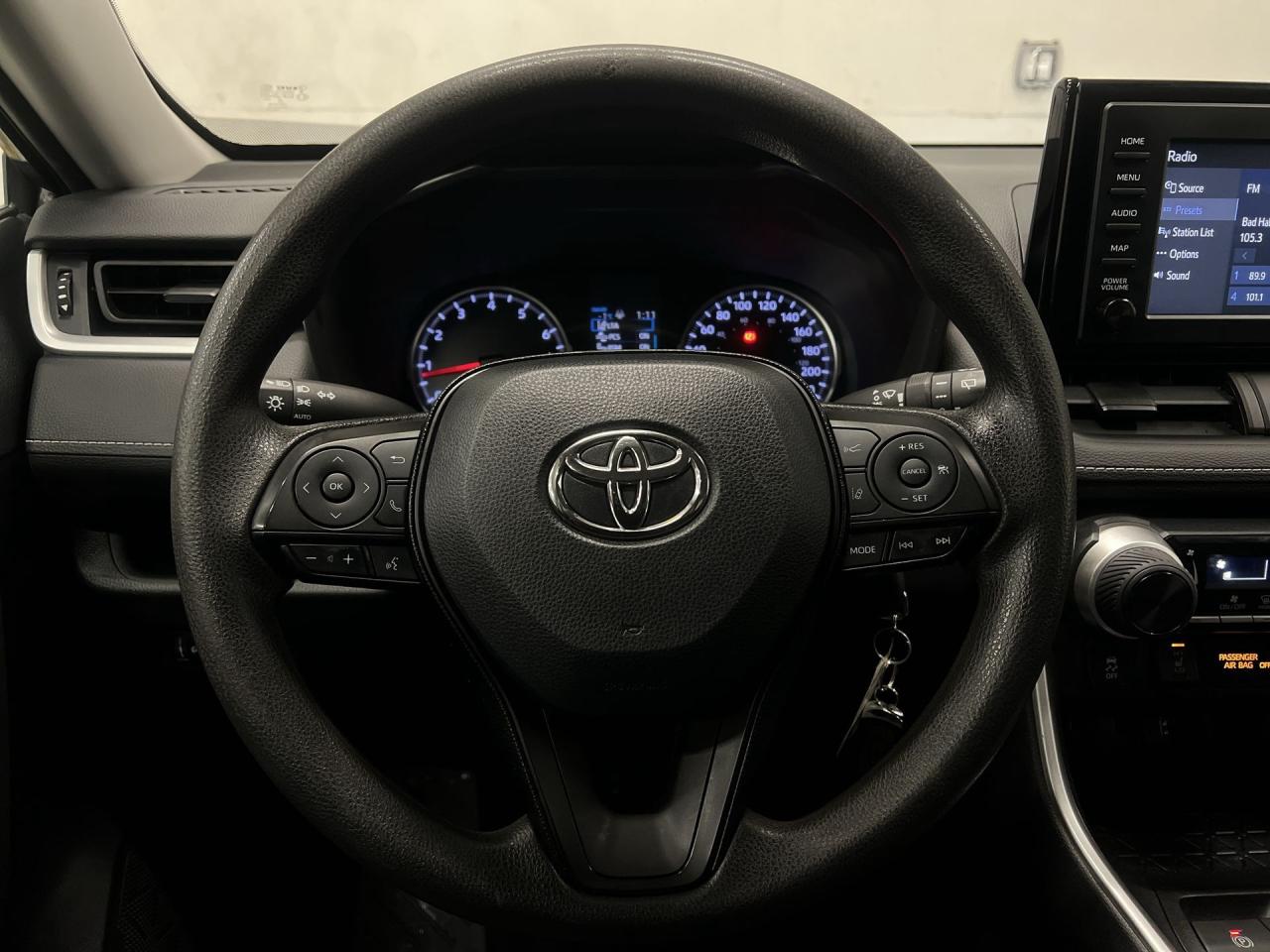 2019 Toyota RAV4 AWD | HTD SEATS | CARPLAY | ADAPT. CRUISE | A/C Photo