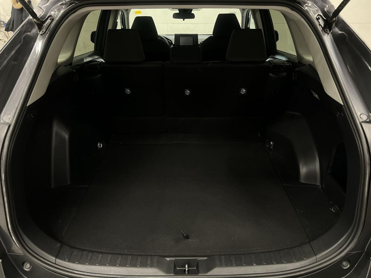 2019 Toyota RAV4 AWD | HTD SEATS | CARPLAY | ADAPT. CRUISE | A/C Photo