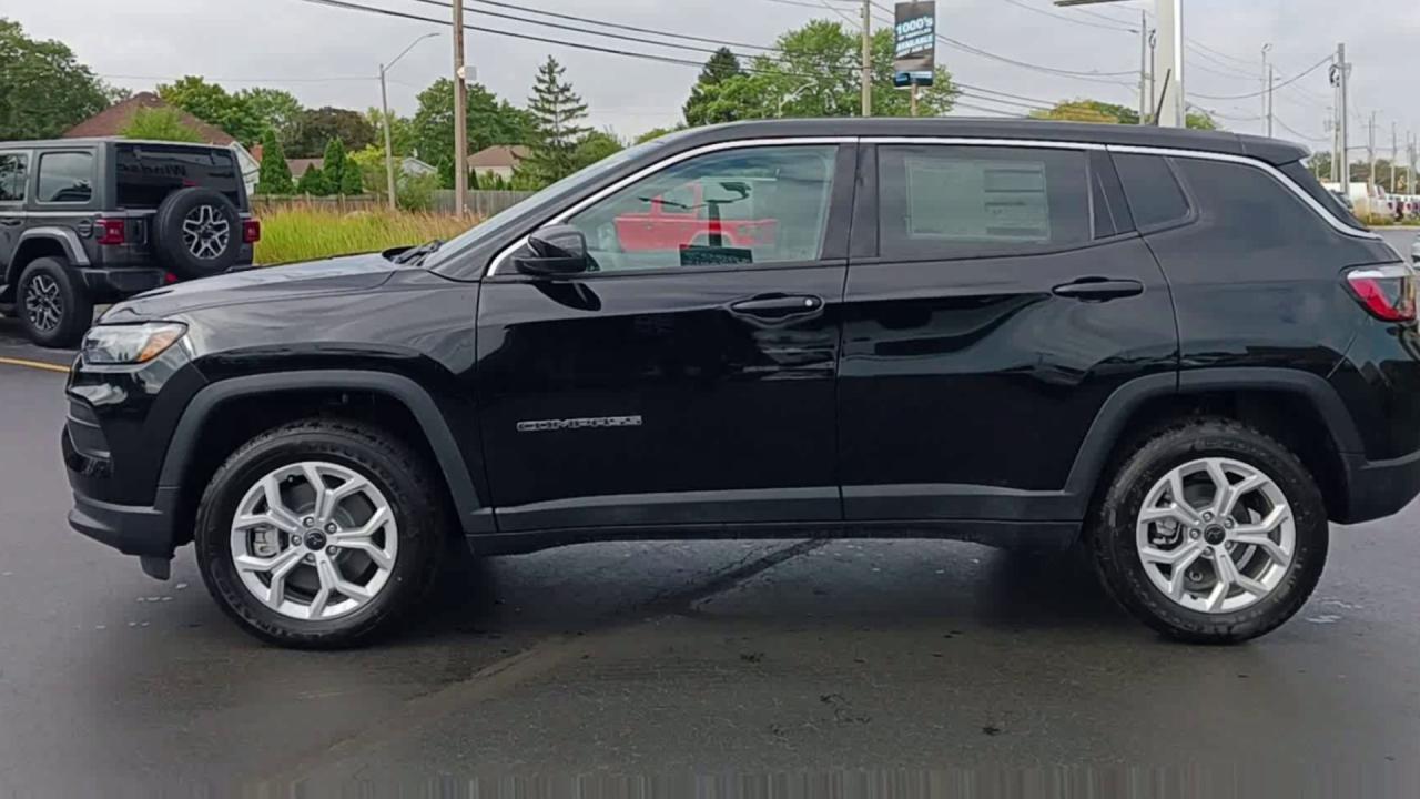 2026 Jeep Compass sport 4x4 Photo4