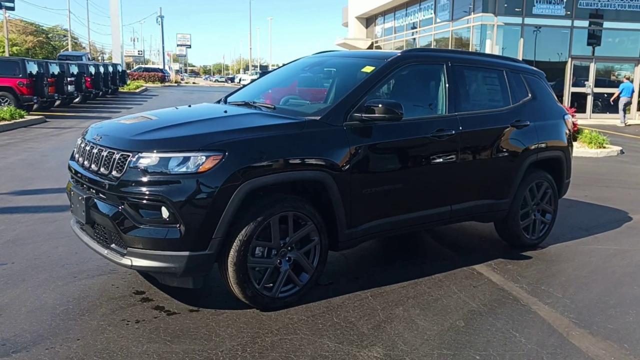 2026 Jeep Compass Limited 4X4 Photo3