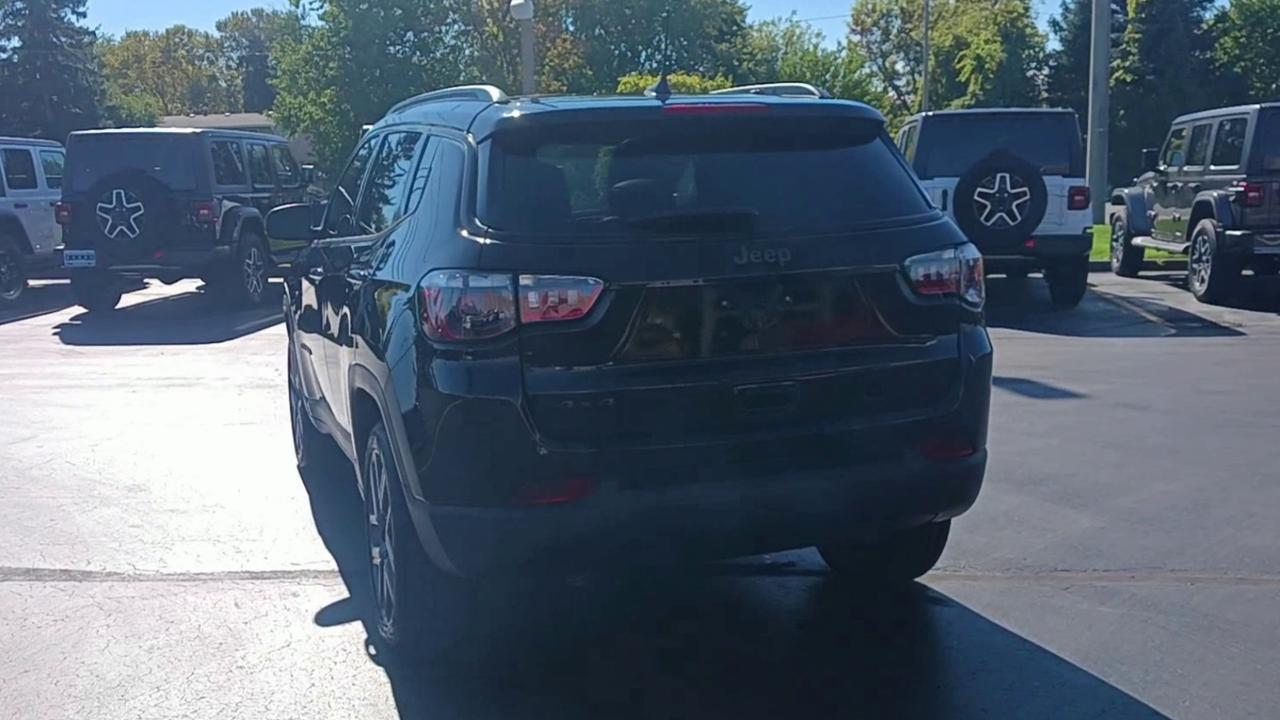 2026 Jeep Compass Limited 4X4 Photo