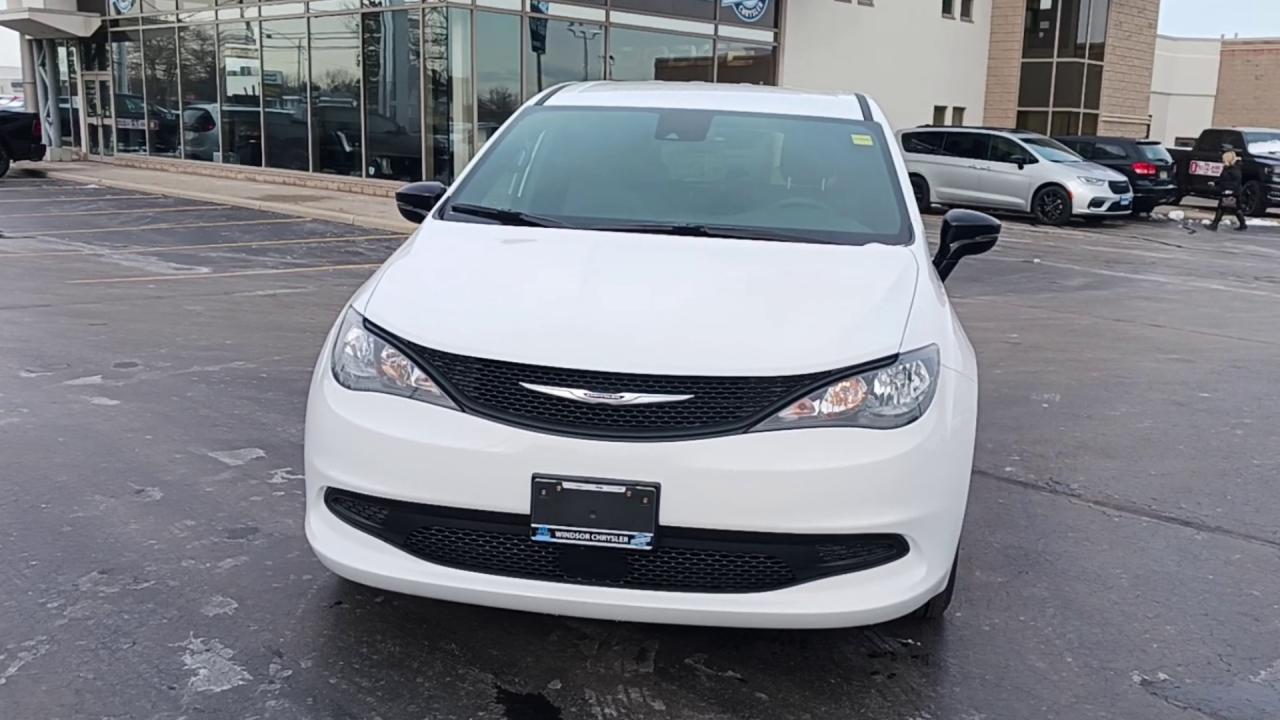 2026 Dodge Grand Caravan SXT 2WD Photo2